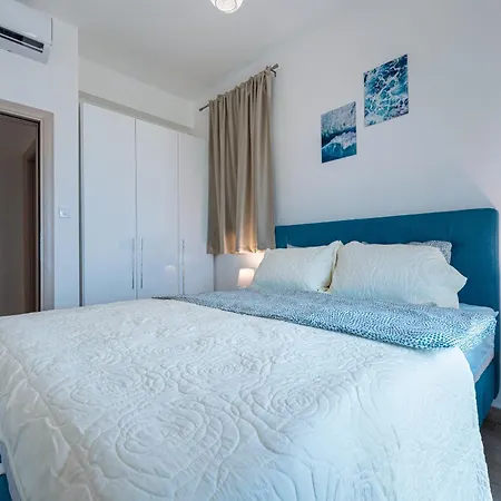 Niki Apartments Przno Sveti Stefan Exterior photo