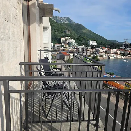 Niki Apartments Przno Sveti Stefan Exterior photo
